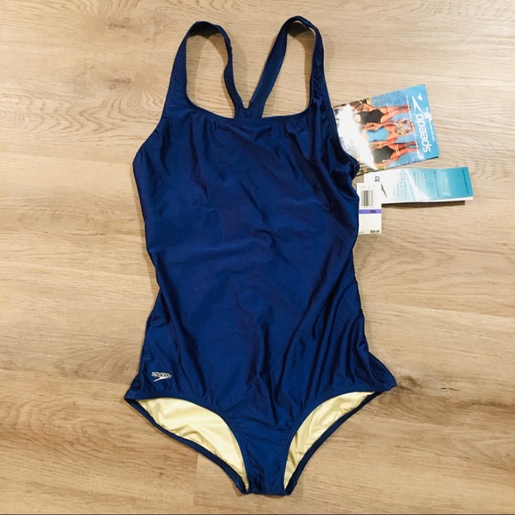 speedo swimsuit size 18